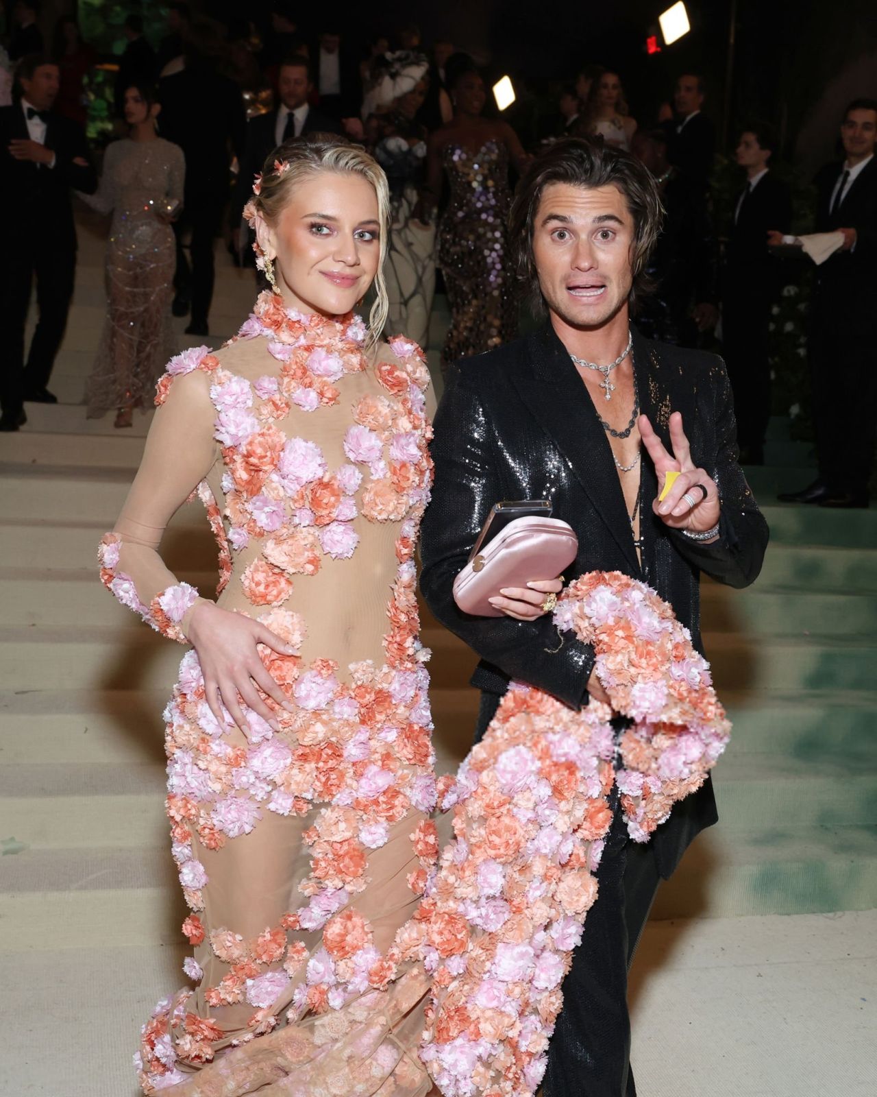 KELSEA BALLERINI AND CHASE STOKES MAKE A STUNNING DEBUT AT THE 2024 MET GALA IN NEW YORK08